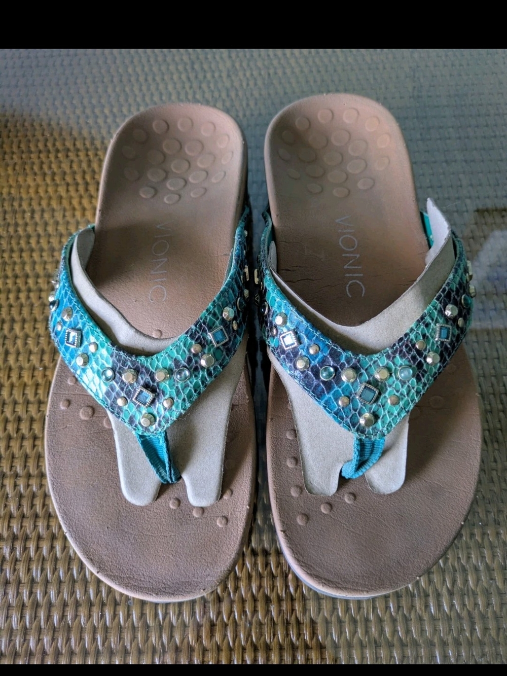 Vionic Lucia Embellished Teal Sandals Size 6 Fits Like 6.5 Mermaid Flip Flops